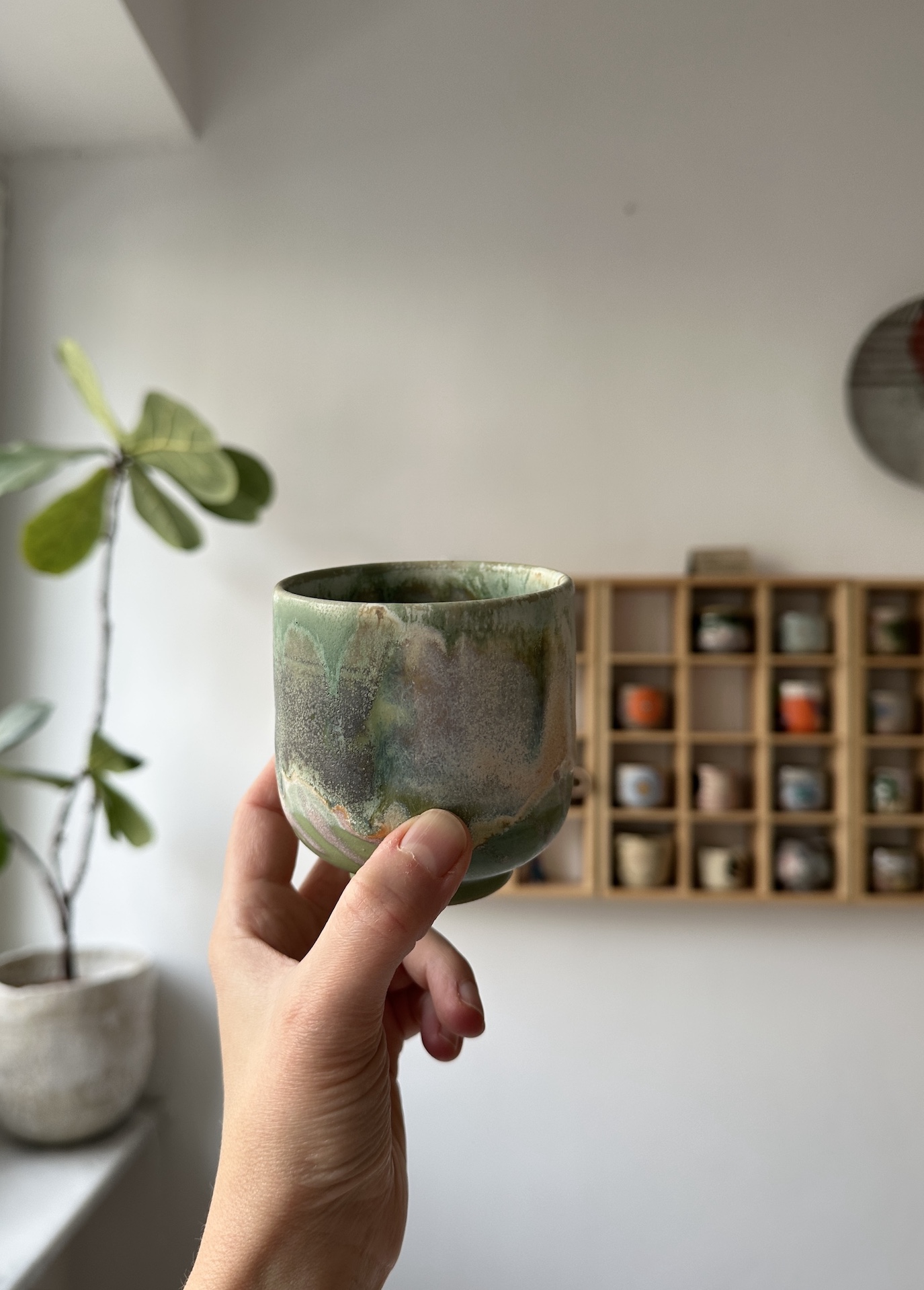 Czarka ceramiczna zielona/Przepływ/koło garncarskie zdjęcie 2